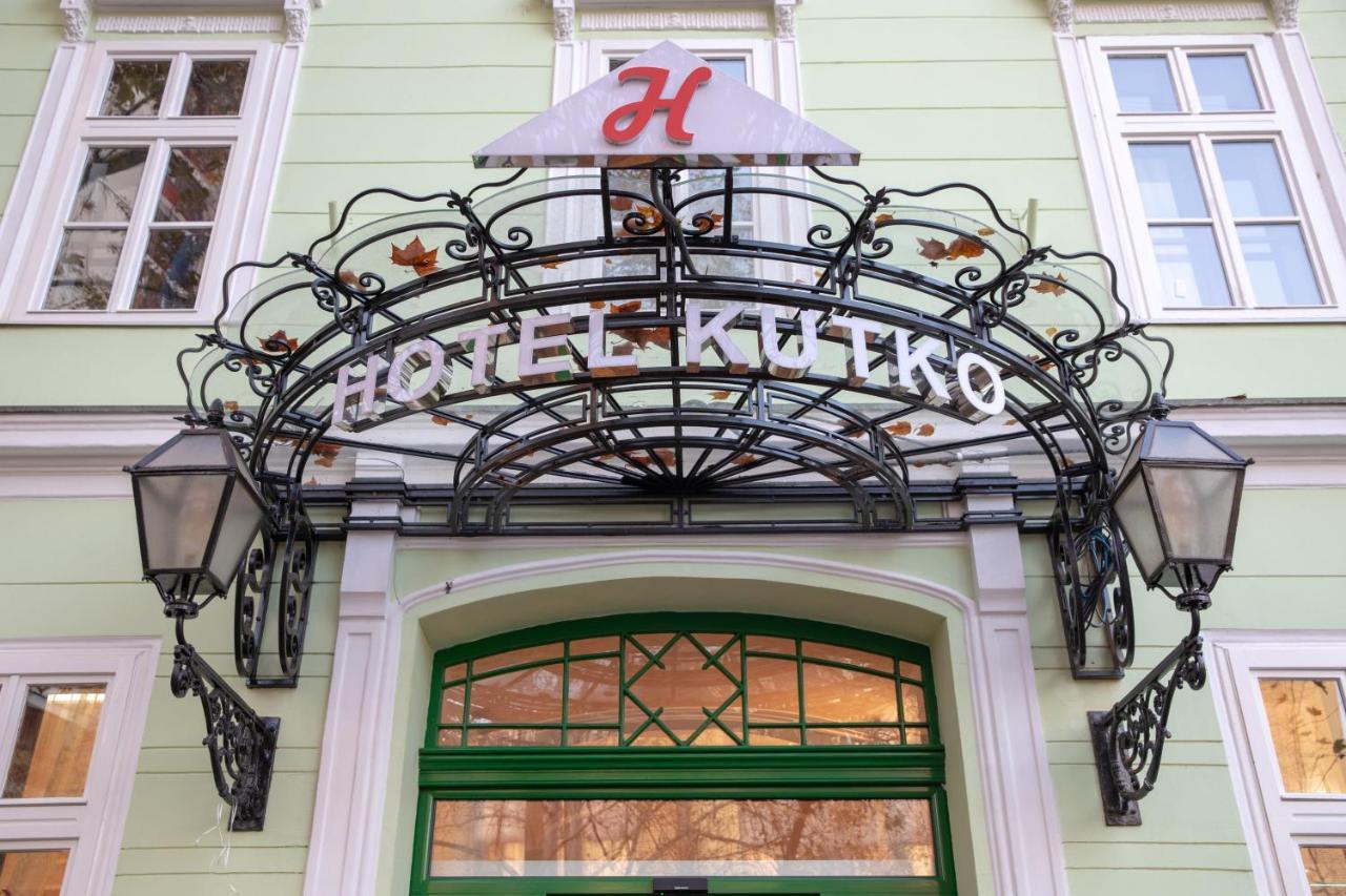 Hotel Kutko Pancevo Exterior photo